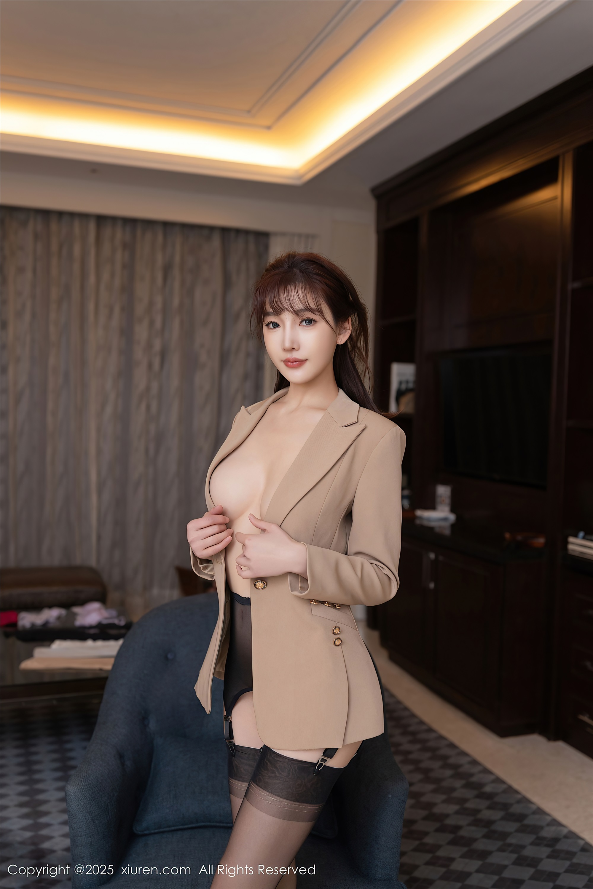 Xiuren秀人网 2025.02.13 NO.9881 陆萱萱